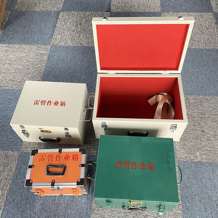 横山爆破工程作业箱如何选择？玻璃钢与传统材质的全面对比